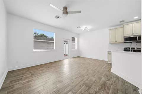 Living - 8821 Danforth Dr, Windermere, FL 34786 photo 3 of 3