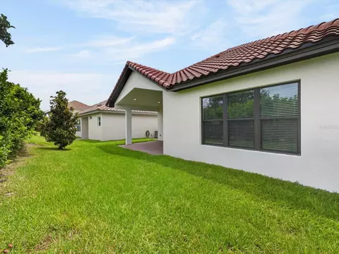 Exterior - 268 Hampton Loop, Davenport, FL 33837 photo 4 of 5