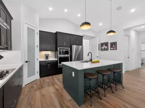 Kitchen - 268 Hampton Loop, Davenport, FL 33837 photo 6 of 6