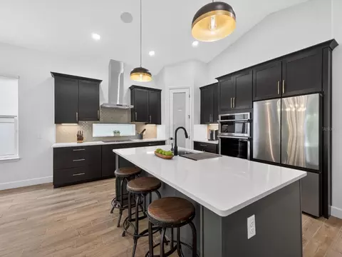 Kitchen - 268 Hampton Loop, Davenport, FL 33837 photo 4 of 6