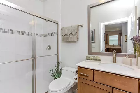 Bath - 2920 Cherry Blossom Loop, Saint Cloud, FL 34771 photo 2 of 2