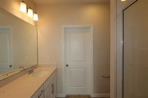 Bath - 1346 Mount Royal Dr, Saint Cloud, FL 34771 photo 2 of 3