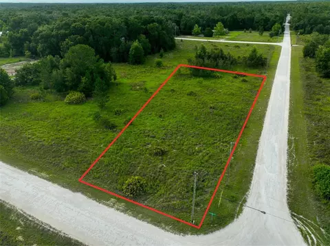 9017 Split Stone Dr, Webster, FL 33597 photo 5