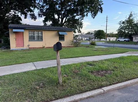 3942 Wells St N, Orlando, FL 32805