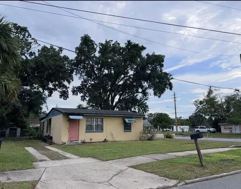 3942 Wells St N, Orlando, FL 32805