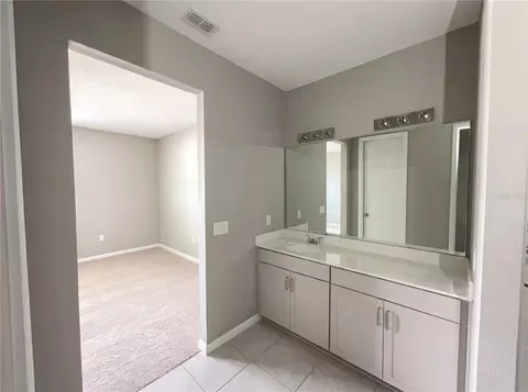 Bath - 2526 W End Dr, Saint Cloud, FL 34772 photo 2 of 5