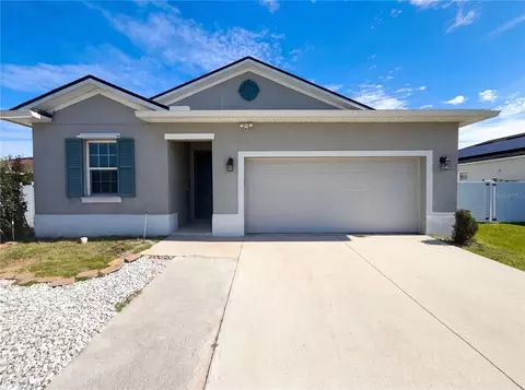 Exterior - 2526 W End Dr, Saint Cloud, FL 34772 photo 3 of 4