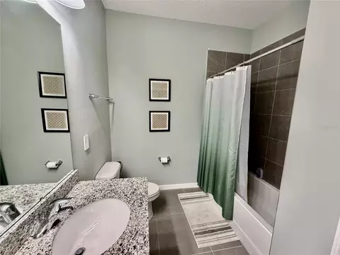 Bath - 4029 Mayhill Loop, Eustis, FL 32736 photo 2 of 5