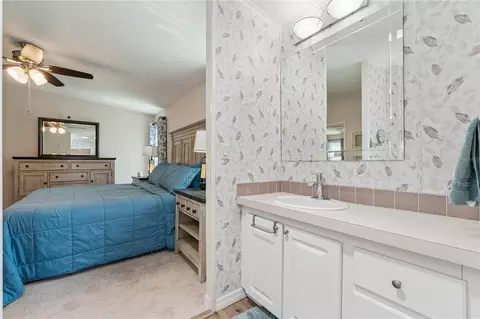 2473 Independence Ln, Saint Cloud, FL 34772 photo 17