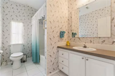2473 Independence Ln, Saint Cloud, FL 34772 photo 23