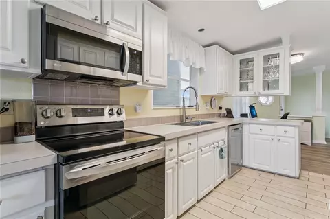 2473 Independence Ln, Saint Cloud, FL 34772 photo 8