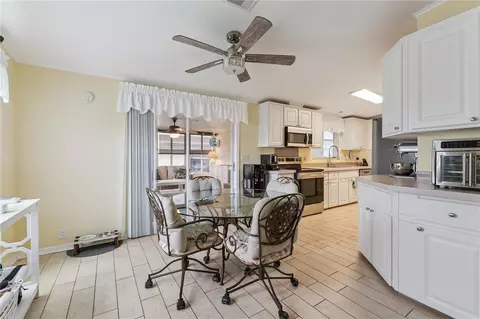 2473 Independence Ln, Saint Cloud, FL 34772 photo 13