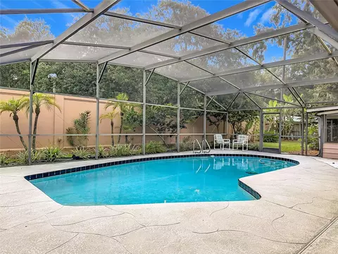 5020 The Oaks Cir, Orlando, FL 32809