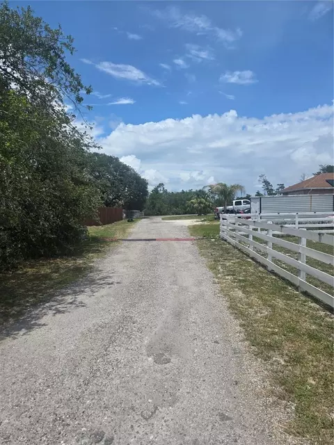3120 Lori Ct, Deltona, FL 32738