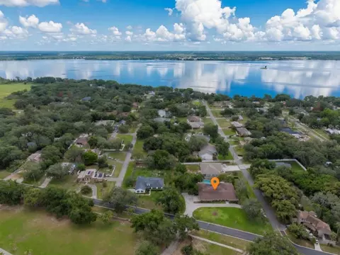 900 N Citrus Ave, Howey In The Hills, FL 34737