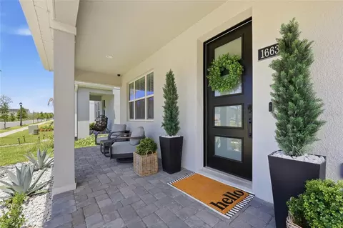Exterior - 1663 Crowncrest Dr, Apopka, FL 32703 photo 3 of 6