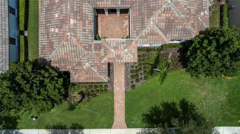 Exterior - 11832 Waterstone Loop Dr, Windermere, FL 34786 photo 14 of 17