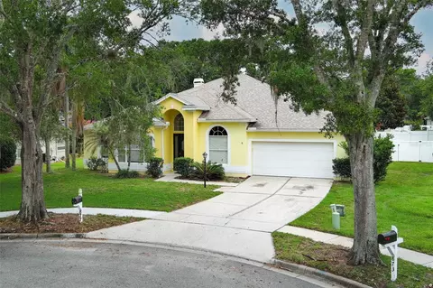 877 Kensington Gardens Ct, Oviedo, FL 32765