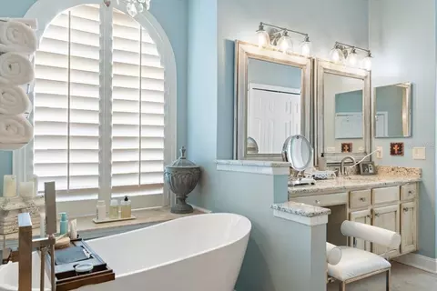 Bath - 995 Garrison Dr, Saint Augustine, FL 32092 photo 2 of 7