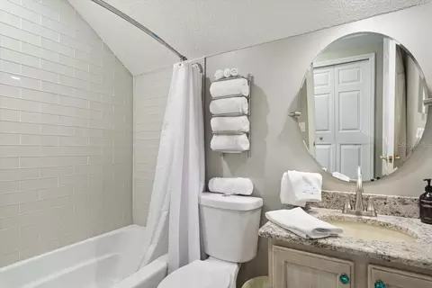Bath - 995 Garrison Dr, Saint Augustine, FL 32092 photo 6 of 7