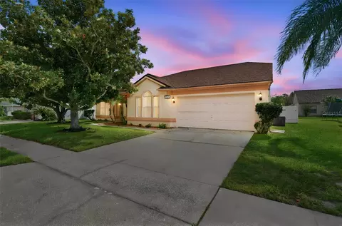 2431 Rolling Broak Dr, Orlando, FL 32837
