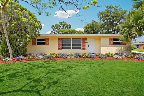 1806 Dodge Cir, Melbourne, FL 32935