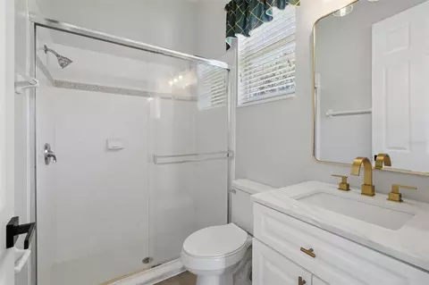 Bath - Undisclosed, Ocoee, FL 34761 photo 4 of 7