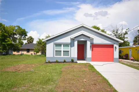 2225 Carver Ave, Fort Myers, FL 33916
