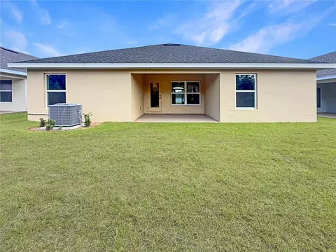 Exterior - 7648 Bent Tree Loop, Saint Cloud, FL 34771 photo 2 of 3