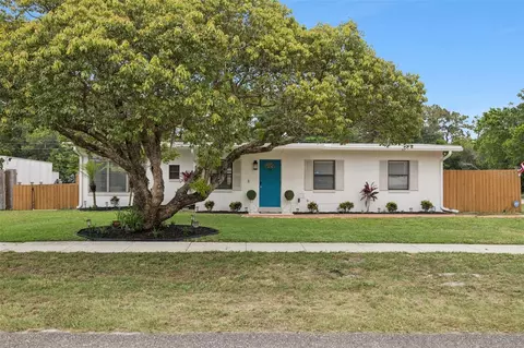 71 1st St, Chuluota, FL 32766