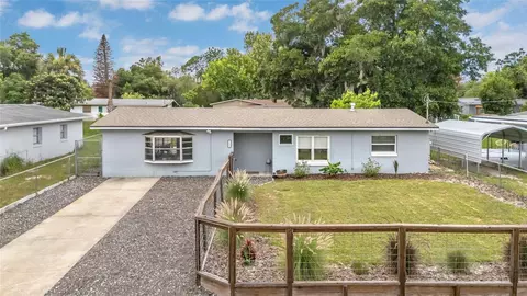 855 Pearl Dr, Mount Dora, FL 32757