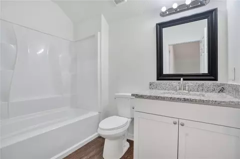 Bath - 10225 Summerview Cir, Riverview, FL 33578 photo 2 of 2