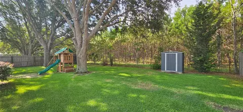 1068 Vanderbilt Dr, Eustis, FL 32726 photo 2