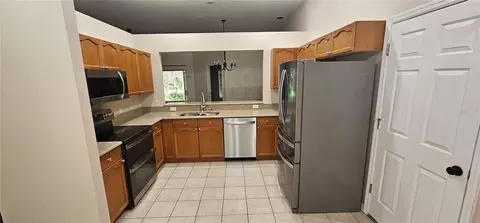 1068 Vanderbilt Dr, Eustis, FL 32726 photo 6