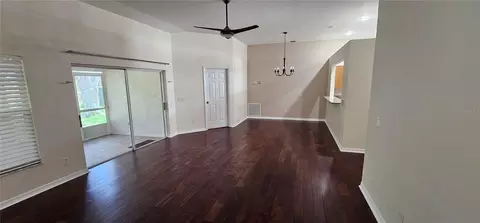 1068 Vanderbilt Dr, Eustis, FL 32726 photo 10