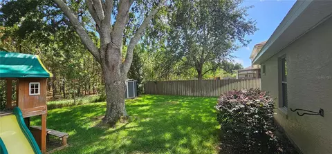 1068 Vanderbilt Dr, Eustis, FL 32726 photo 5
