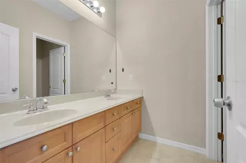 Bath - 6601 Duncaster St, Windermere, FL 34786 photo 5 of 6