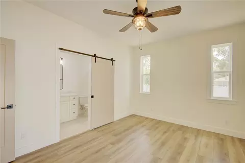 Bedroom - 1316 E 9th Ave, Mount Dora, FL 32757 photo 3 of 9