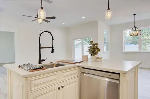 Kitchen - 1316 E 9th Ave, Mount Dora, FL 32757 photo 10 of 11