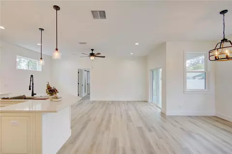 Living - 1316 E 9th Ave, Mount Dora, FL 32757 photo 4 of 5