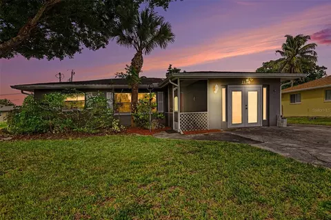 2136 Flora Ave, Fort Myers, FL 33907