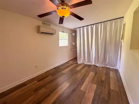 Bedroom - 880 Emerald Dr, Mount Dora, FL 32757 photo 1 of 8