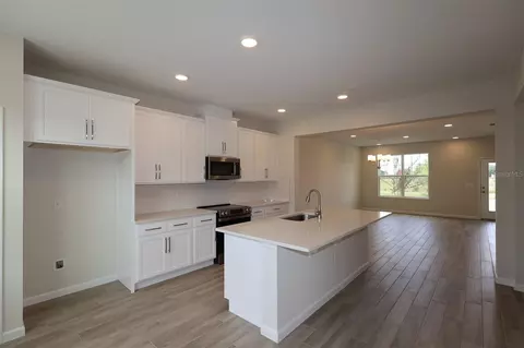 Kitchen - 1417 Hyde St, Saint Cloud, FL 34771 photo 1 of 4