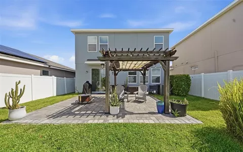 Exterior - 11873 Brighton Knoll Loop, Riverview, FL 33579 photo 2 of 2