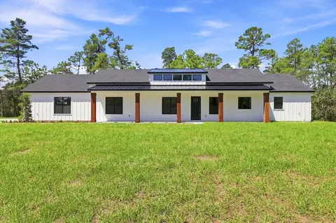 6534 N Harcross Ave, Dunnellon, FL 34433