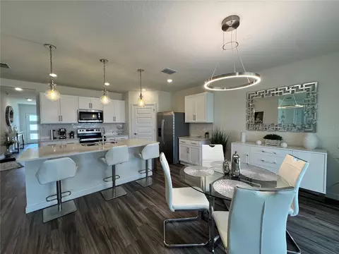 Kitchen - 415 Talisi Loop, Saint Cloud, FL 34771 photo 6 of 7