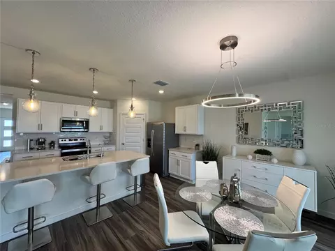 Kitchen - 415 Talisi Loop, Saint Cloud, FL 34771 photo 7 of 7