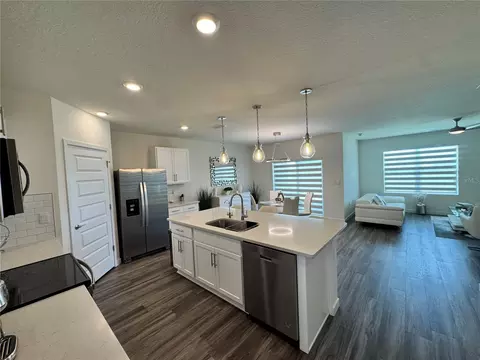 Kitchen - 415 Talisi Loop, Saint Cloud, FL 34771 photo 3 of 7