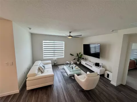 Living - 415 Talisi Loop, Saint Cloud, FL 34771 photo 1 of 2