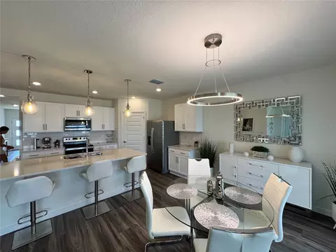 Kitchen - 415 Talisi Loop, Saint Cloud, FL 34771 photo 5 of 7